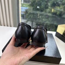 男➕20😀G988顶级品质 Christian Louboutin | 2026s𝐒原版CL全新秀款乐福单鞋 新款专柜同 男➕20😀G988顶级品质 Christian Louboutin | 2026s𝐒原版CL全新秀款乐福单鞋 新款专柜同