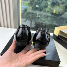 男➕20😀G988顶级品质 Christian Louboutin | 2026s𝐒原版CL全新秀款乐福单鞋 新款专柜同 男➕20😀G988顶级品质 Christian Louboutin | 2026s𝐒原版CL全新秀款乐福单鞋 新款专柜同