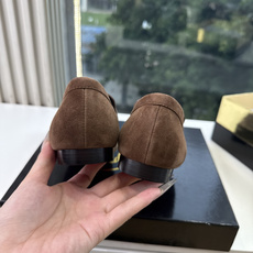 男➕20😀G988顶级品质 Christian Louboutin | 2026s𝐒原版CL全新秀款乐福单鞋 新款专柜同 男➕20😀G988顶级品质 Christian Louboutin | 2026s𝐒原版CL全新秀款乐福单鞋 新款专柜同