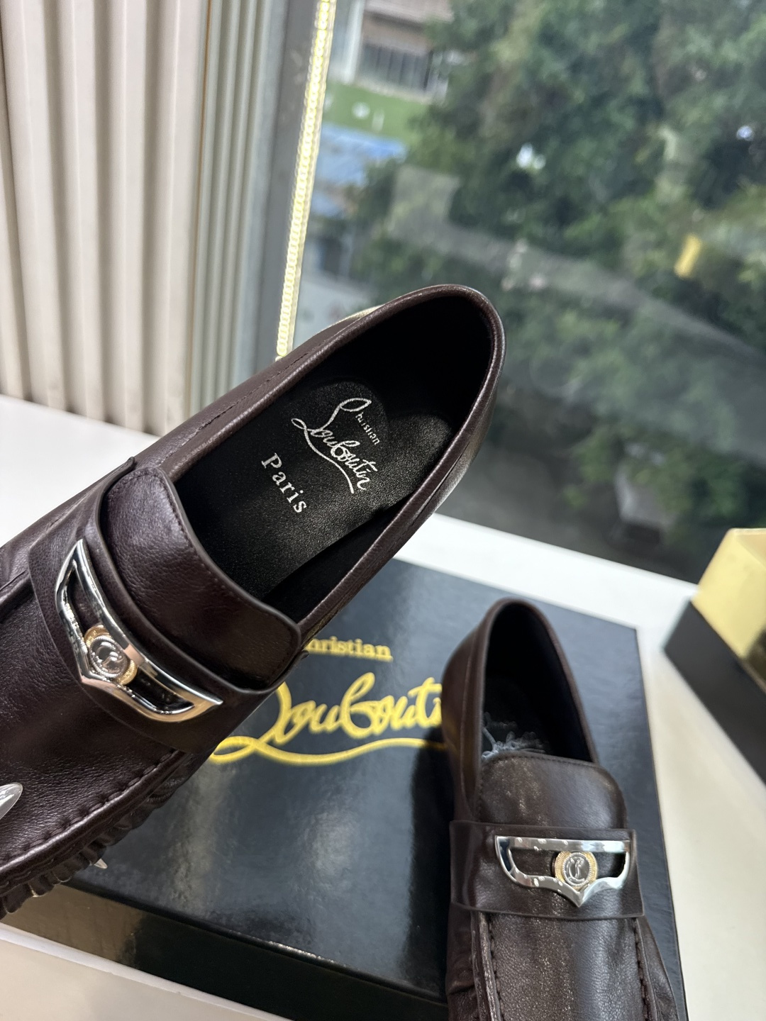 男➕20😀G988顶级品质 Christian Louboutin | 2026s𝐒原版CL全新秀款乐福单鞋 新款专柜同 男➕20😀G988顶级品质 Christian Louboutin | 2026s𝐒原版CL全新秀款乐福单鞋 新款专柜同