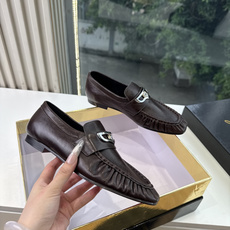 男➕20😀G988顶级品质 Christian Louboutin | 2026s𝐒原版CL全新秀款乐福单鞋 新款专柜同 男➕20😀G988顶级品质 Christian Louboutin | 2026s𝐒原版CL全新秀款乐福单鞋 新款专柜同