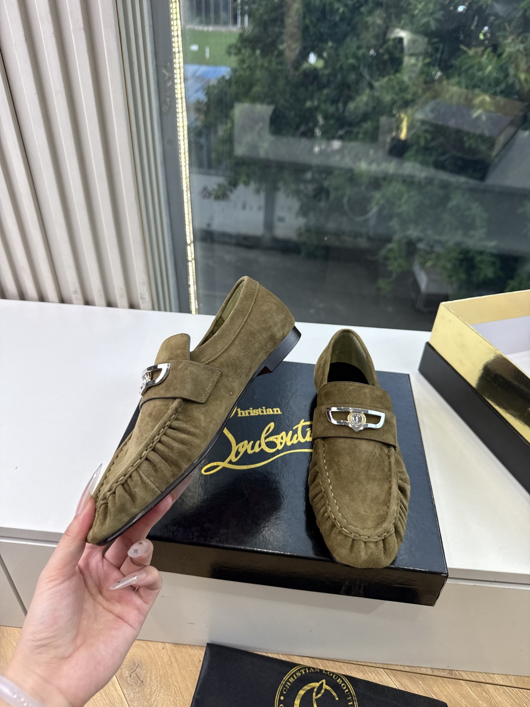 男➕20😀G988顶级品质 Christian Louboutin | 2026s𝐒原版CL全新秀款乐福单鞋 新款专柜同 男➕20😀G988顶级品质 Christian Louboutin | 2026s𝐒原版CL全新秀款乐福单鞋 新款专柜同