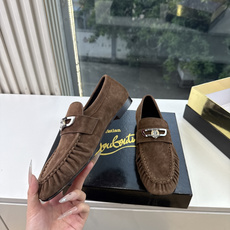 男➕20😀G988顶级品质 Christian Louboutin | 2026s𝐒原版CL全新秀款乐福单鞋 新款专柜同 男➕20😀G988顶级品质 Christian Louboutin | 2026s𝐒原版CL全新秀款乐福单鞋 新款专柜同