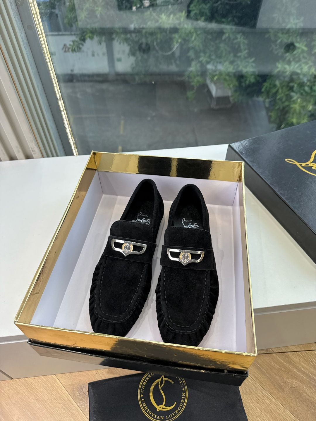 男➕20😀G988顶级品质 Christian Louboutin | 2026s𝐒原版CL全新秀款乐福单鞋 新款专柜同