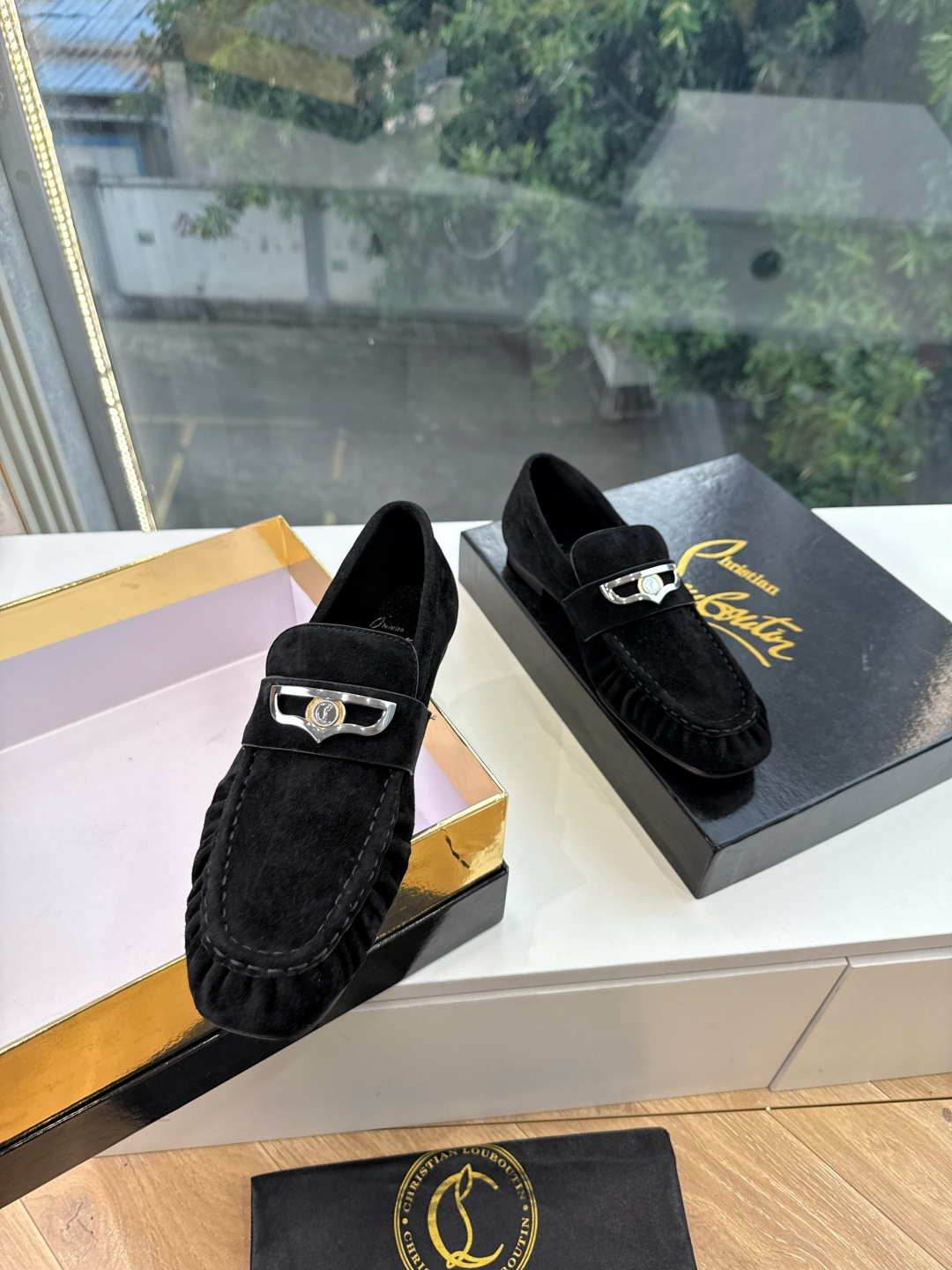 男➕20😀G988顶级品质 Christian Louboutin | 2026s𝐒原版CL全新秀款乐福单鞋 新款专柜同
