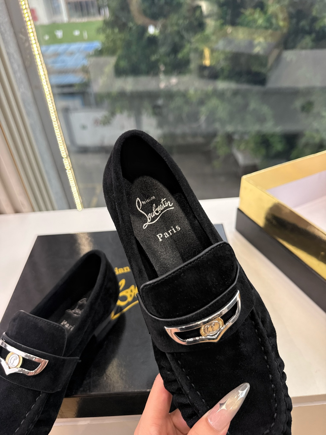 男➕20😀G988顶级品质 Christian Louboutin | 2026s𝐒原版CL全新秀款乐福单鞋 新款专柜同
