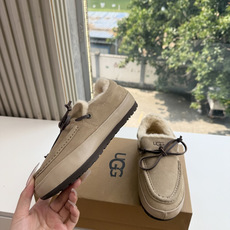 😀G021ugg所见即所得顶级品质所见即所得UGG秋冬新款系列棉鞋雪地靴棉鞋作为的领军品牌,这双新款同样延续了其一贯的舒 😀G021ugg所见即所得顶级品质所见即所得UGG秋冬新款系列棉鞋雪地靴棉鞋作为的领军品牌,这双新款同样延续了其一贯的舒