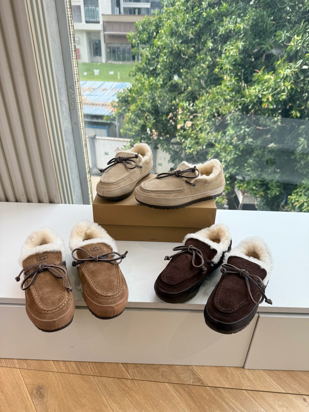😀G021ugg所见即所得顶级品质所见即所得UGG秋冬新款系列棉鞋雪地靴棉鞋作为的领军品牌，这双新款同样延续了其一贯的舒