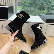 G318所得CHANE*|小香切尔西短靴新品米兰时尚的T台上 亮相便艳惊四座 成功晋升为潮流人士的梦中情靴 。 经典的双 G318所得CHANE*|小香切尔西短靴新品米兰时尚的T台上 亮相便艳惊四座 成功晋升为潮流人士的梦中情靴 。 经典的双