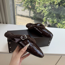 所见即所得G021代购级别原版购入法国一线奢侈品牌ALAIA 阿莱亚秋冬天真的要来咯!羊羔绒鞋~ Alaia奶呼呼的秋冬 所见即所得G021代购级别原版购入法国一线奢侈品牌ALAIA 阿莱亚秋冬天真的要来咯!羊羔绒鞋~ Alaia奶呼呼的秋冬
