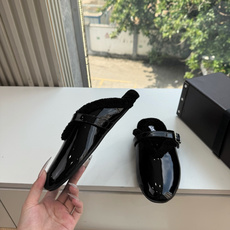 所见即所得G021代购级别原版购入法国一线奢侈品牌ALAIA 阿莱亚秋冬天真的要来咯!羊羔绒鞋~ Alaia奶呼呼的秋冬 所见即所得G021代购级别原版购入法国一线奢侈品牌ALAIA 阿莱亚秋冬天真的要来咯!羊羔绒鞋~ Alaia奶呼呼的秋冬