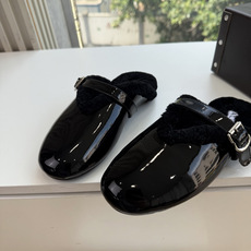 所见即所得G021代购级别原版购入法国一线奢侈品牌ALAIA 阿莱亚秋冬天真的要来咯!羊羔绒鞋~ Alaia奶呼呼的秋冬 所见即所得G021代购级别原版购入法国一线奢侈品牌ALAIA 阿莱亚秋冬天真的要来咯!羊羔绒鞋~ Alaia奶呼呼的秋冬