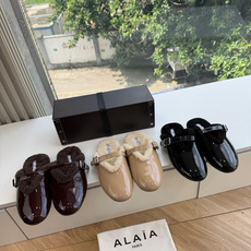 所见即所得G021代购级别原版购入法国一线奢侈品牌ALAIA 阿莱亚秋冬天真的要来咯!羊羔绒鞋~ Alaia奶呼呼的秋冬 所见即所得G021代购级别原版购入法国一线奢侈品牌ALAIA 阿莱亚秋冬天真的要来咯!羊羔绒鞋~ Alaia奶呼呼的秋冬