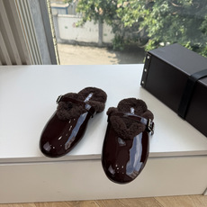 所见即所得G021代购级别原版购入法国一线奢侈品牌ALAIA 阿莱亚秋冬天真的要来咯!羊羔绒鞋~ Alaia奶呼呼的秋冬 所见即所得G021代购级别原版购入法国一线奢侈品牌ALAIA 阿莱亚秋冬天真的要来咯!羊羔绒鞋~ Alaia奶呼呼的秋冬