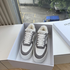 女😀G039 厚底小白鞋CELIN塞琳 秋冬新毛毛鞋赛琳又让我重新爱了它一次!这季节美鞋太多这款毛拖真的是让我无法自拔真 女😀G039 厚底小白鞋CELIN塞琳 秋冬新毛毛鞋赛琳又让我重新爱了它一次!这季节美鞋太多这款毛拖真的是让我无法自拔真
