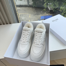 女😀G039 厚底小白鞋CELIN塞琳 秋冬新毛毛鞋赛琳又让我重新爱了它一次!这季节美鞋太多这款毛拖真的是让我无法自拔真 女😀G039 厚底小白鞋CELIN塞琳 秋冬新毛毛鞋赛琳又让我重新爱了它一次!这季节美鞋太多这款毛拖真的是让我无法自拔真