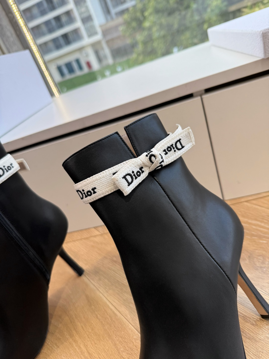 G269miss Dior 迪奥 Miss Dior 迪奥 CD秋冬最新高定海报款D-Major字母logo 圆头骑士靴