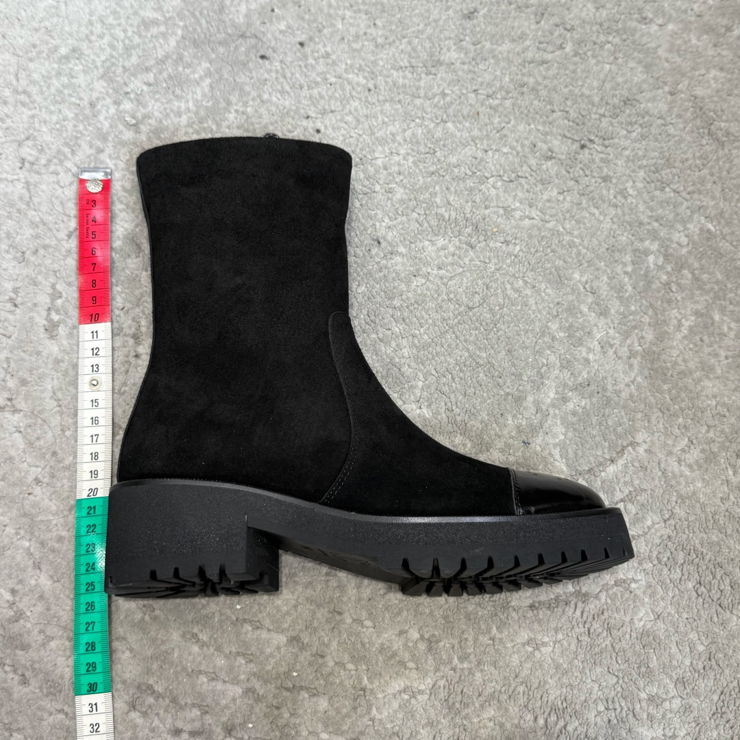 G059所见即所得代购级CHANE*小香奈儿早春爆品弹力靴妥妥的自留款!!比经典款Slingback舒服太多啦!每个颜色 G059所见即所得代购级CHANE*小香奈儿早春爆品弹力靴妥妥的自留款!!比经典款Slingback舒服太多啦!每个颜色