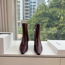 顶级品质G127赛琳 CELINE塞琳秋冬新款杨幂同款凯旋门切尔西短靴骑士靴 凯旋门英伦风短靴🔝简约大气时髦👍耐看不过时 顶级品质G127赛琳 CELINE塞琳秋冬新款杨幂同款凯旋门切尔西短靴骑士靴 凯旋门英伦风短靴🔝简约大气时髦👍耐看不过时