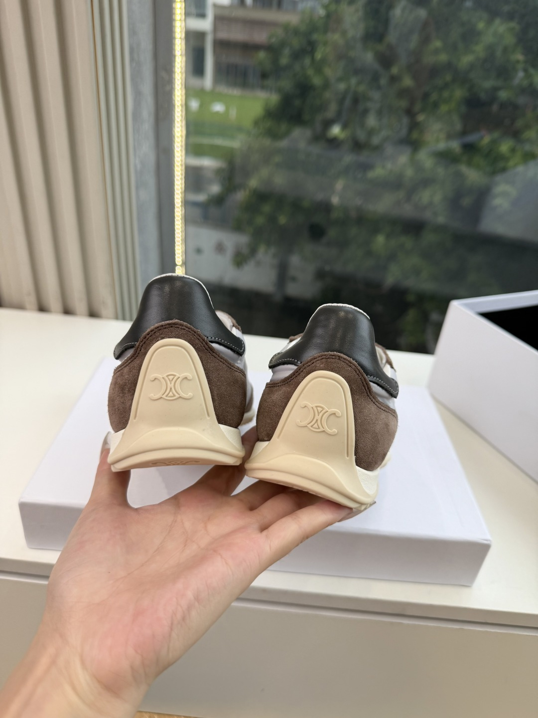主打一个出货快品质好G08所见即所得代购级别CELINE|赛琳思琳春夏最新款Racer系列 阿甘鞋 配Celine专用品 主打一个出货快品质好G08所见即所得代购级别CELINE|赛琳思琳春夏最新款Racer系列 阿甘鞋 配Celine专用品