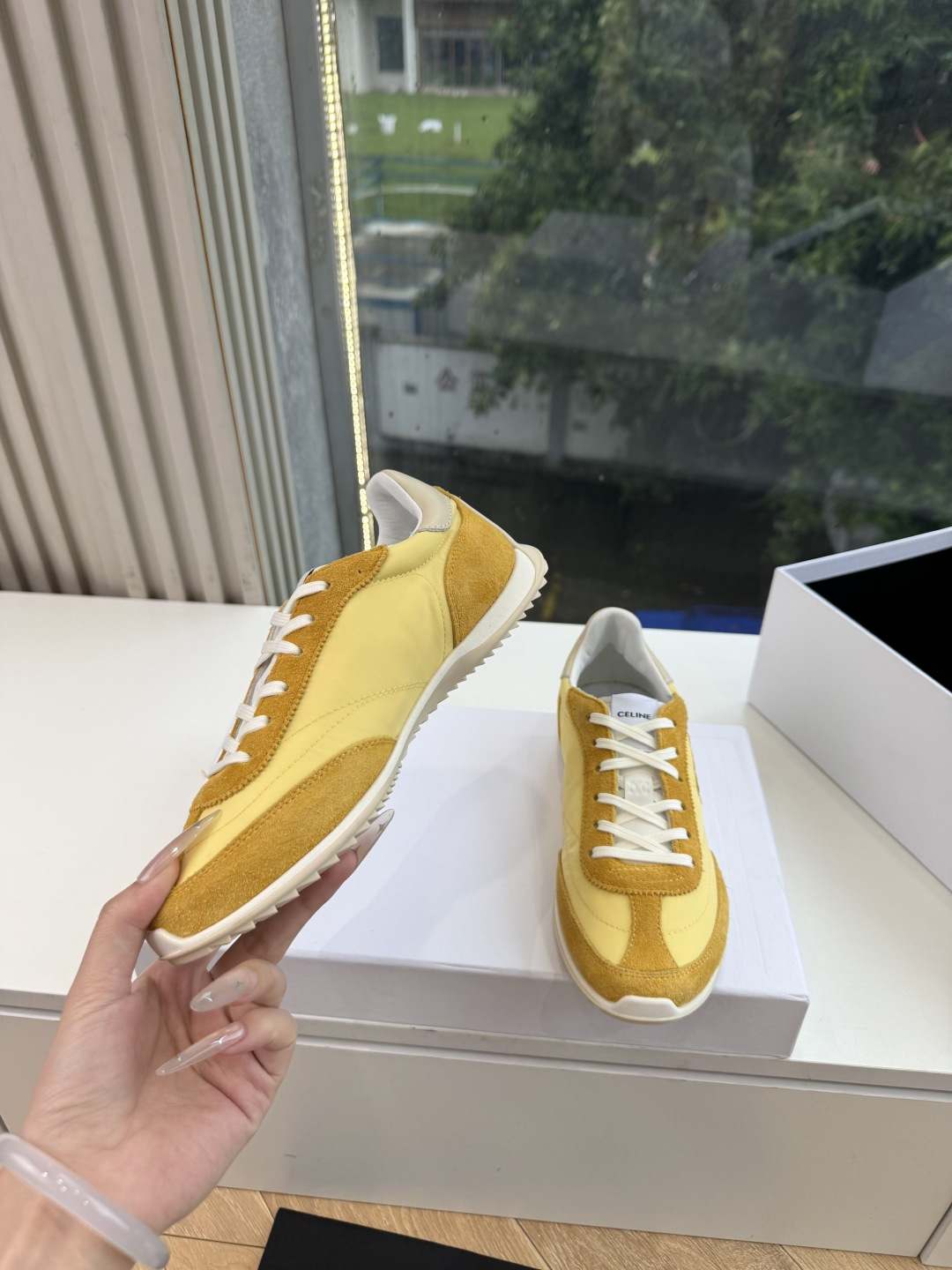 主打一个出货快品质好G08所见即所得代购级别CELINE｜赛琳思琳春夏最新款Racer系列 阿甘鞋 配Celine专用品