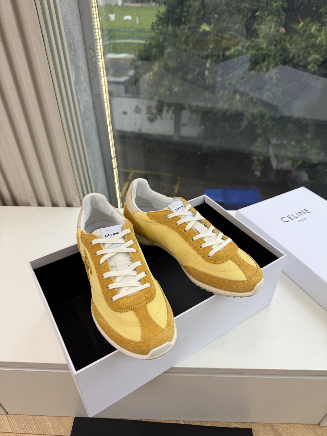 主打一个出货快品质好G08所见即所得代购级别CELINE｜赛琳思琳春夏最新款Racer系列 阿甘鞋 配Celine专用品