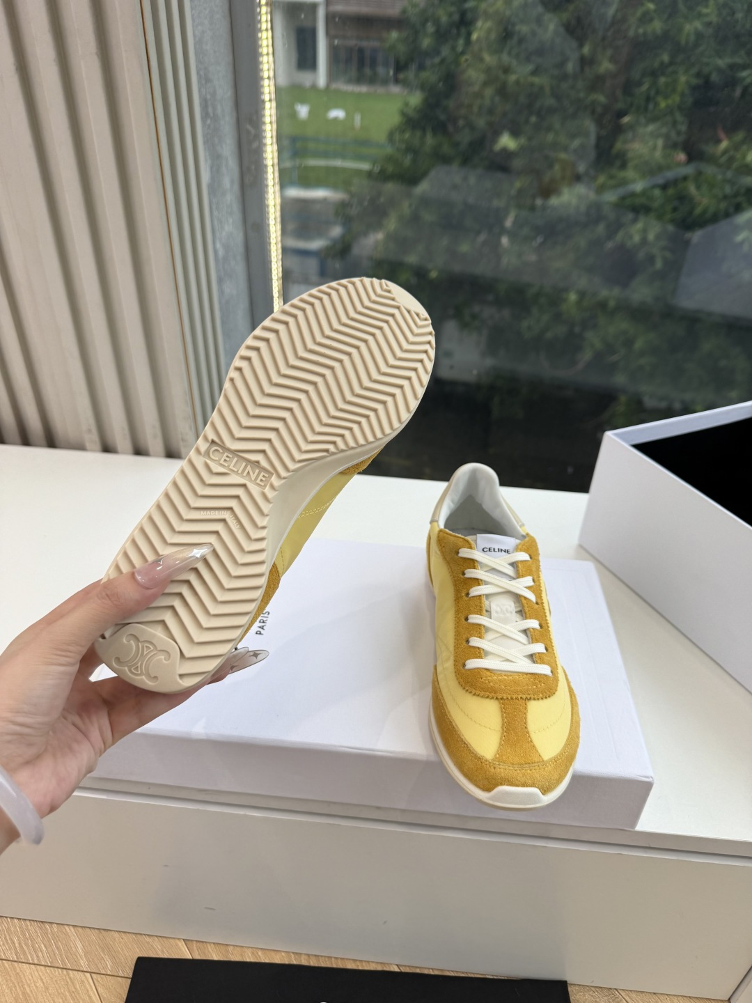 主打一个出货快品质好G08所见即所得代购级别CELINE｜赛琳思琳春夏最新款Racer系列 阿甘鞋 配Celine专用品