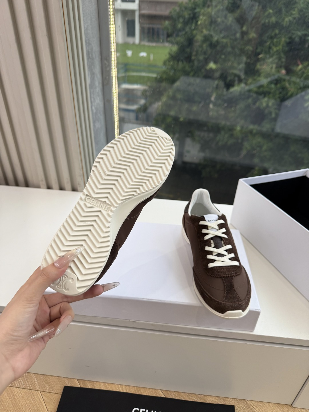 主打一个出货快品质好G08所见即所得代购级别CELINE｜赛琳思琳春夏最新款Racer系列 阿甘鞋 配Celine专用品