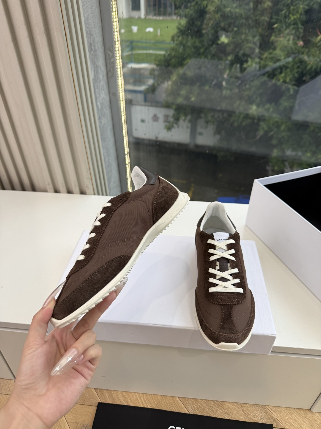 主打一个出货快品质好G08所见即所得代购级别CELINE｜赛琳思琳春夏最新款Racer系列 阿甘鞋 配Celine专用品