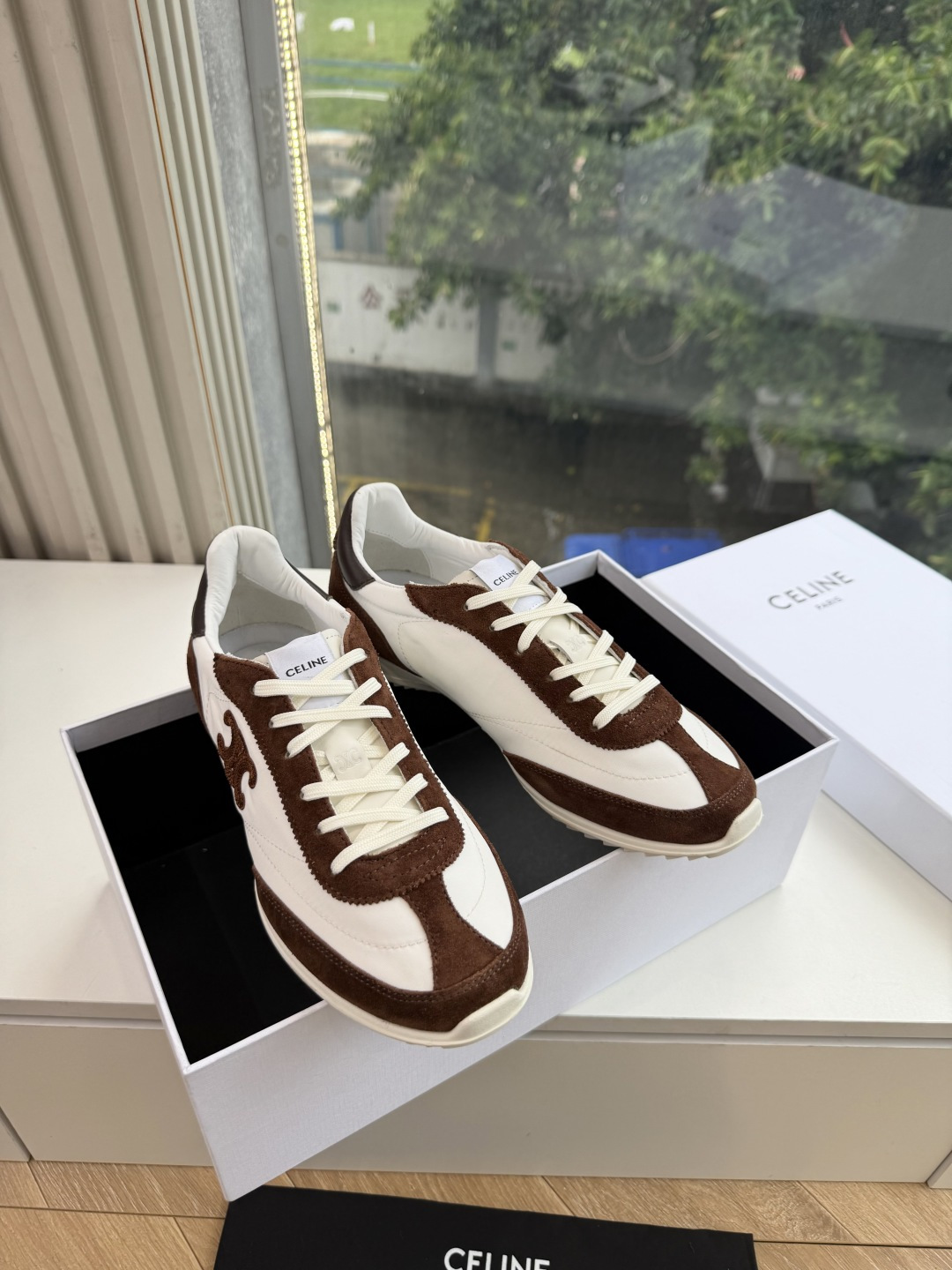主打一个出货快品质好G08所见即所得代购级别CELINE｜赛琳思琳春夏最新款Racer系列 阿甘鞋 配Celine专用品