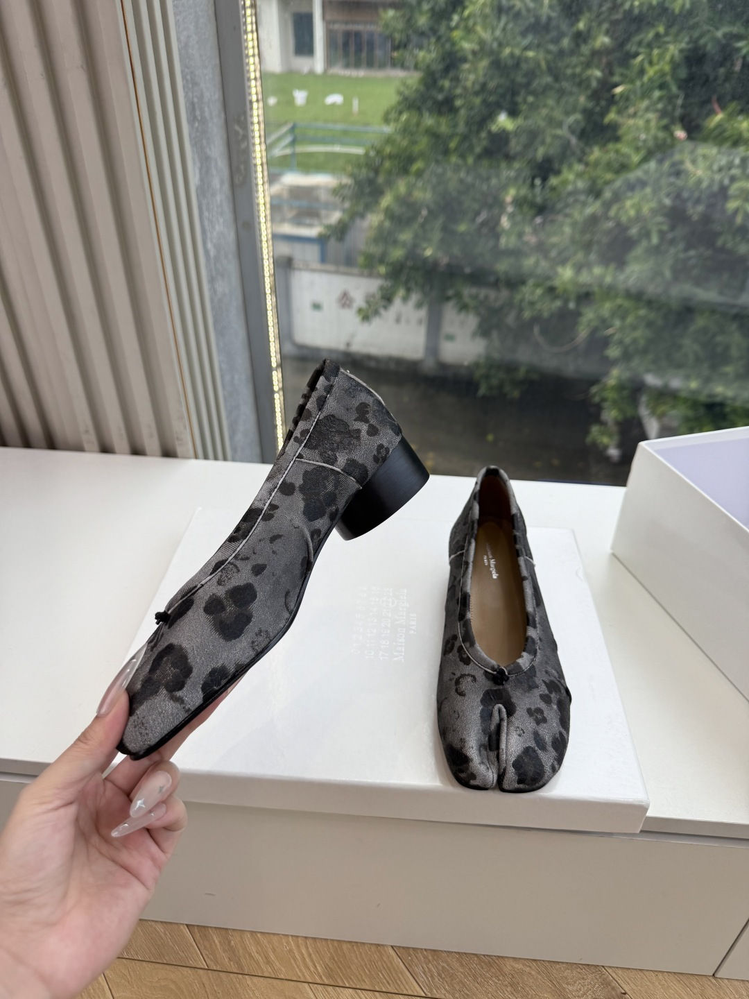 G077顶级品质Maison Margiel秋冬新款tabi分趾靴单鞋 tabi分趾靴mm6夹趾鞋马吉拉分趾单鞋鞋底里 
