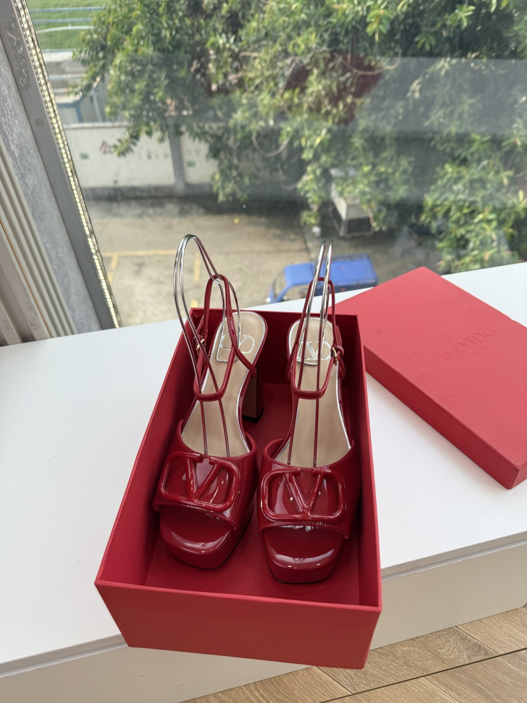 G289 VALENTINO华伦天奴凉鞋经典凉鞋春夏VLOGO SIGNATURE鞋型线条流畅.版型超赞上脚舒适.增高.