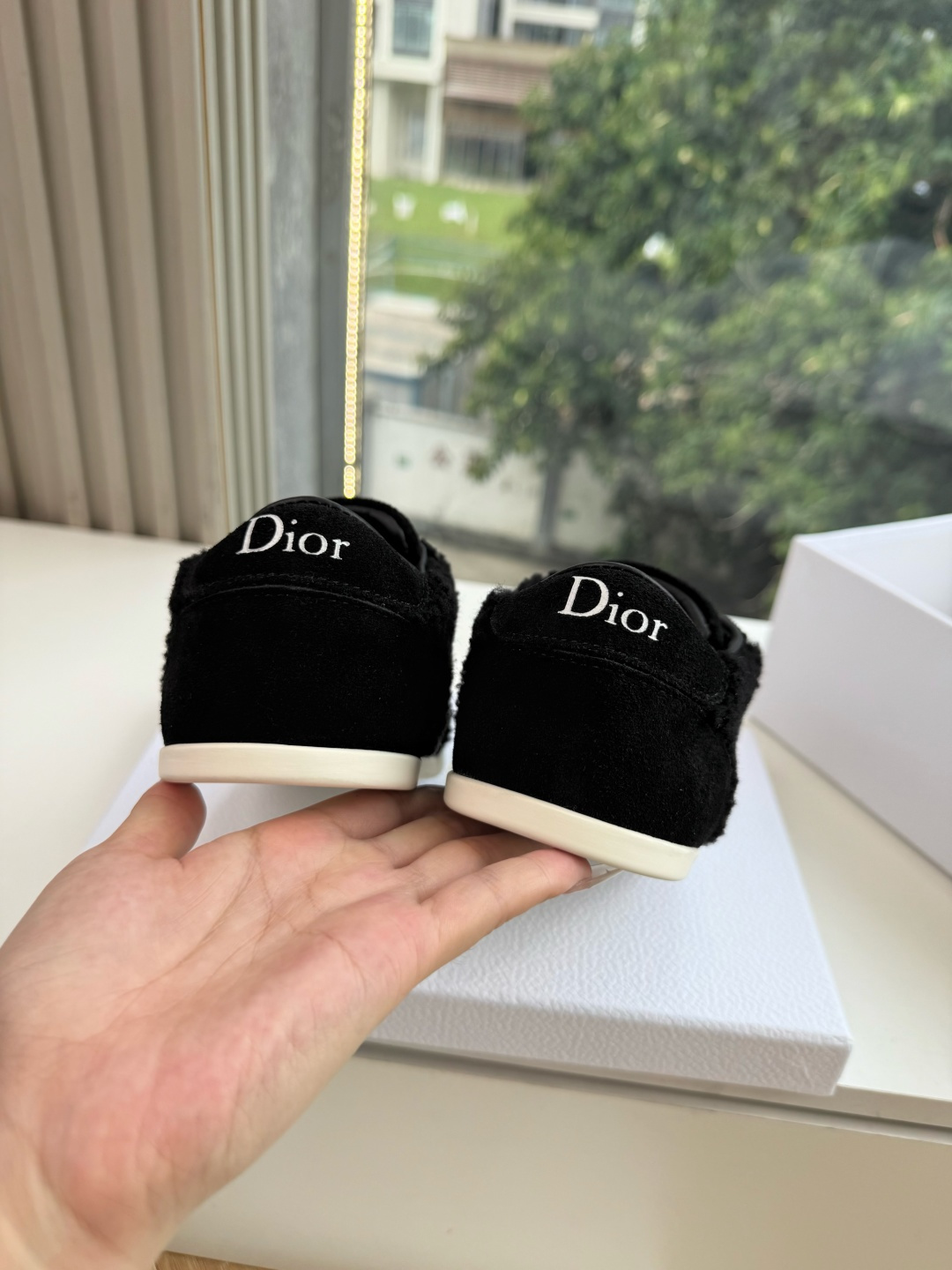 G133顶级品质Dior迪奥 最新Ribbon系列 休闲 运动鞋 德训鞋  这款 Dior Ribbon 运动鞋由乔纳森