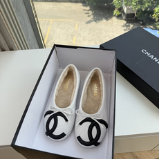G059😀CHANE*|小香2026走秀款鞋当巴黎大皇宫的秀场灯光聚焦于足尖这双走秀款大方头高跟鞋便以利落姿态 写下经典 G059😀CHANE*|小香2026走秀款鞋当巴黎大皇宫的秀场灯光聚焦于足尖这双走秀款大方头高跟鞋便以利落姿态 写下经典