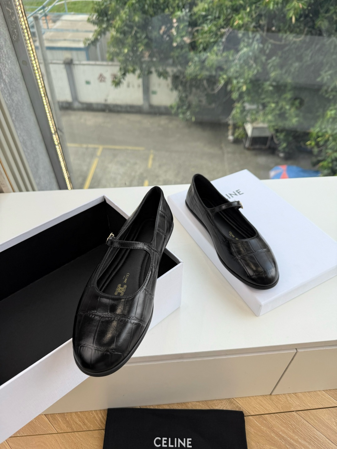 G399顶级品质 新款玛丽半拖 Celine新款包头穆勒单鞋优雅又低调迷人  上脚真的超级显瘦超级美 C家特定的精致凯旋