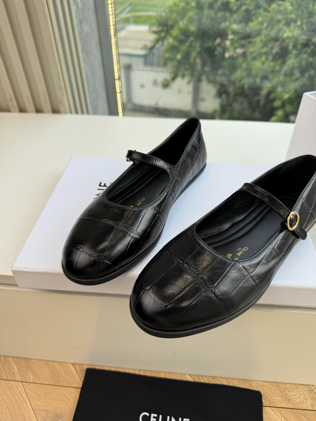 G399顶级品质 新款玛丽半拖 Celine新款包头穆勒单鞋优雅又低调迷人  上脚真的超级显瘦超级美 C家特定的精致凯旋