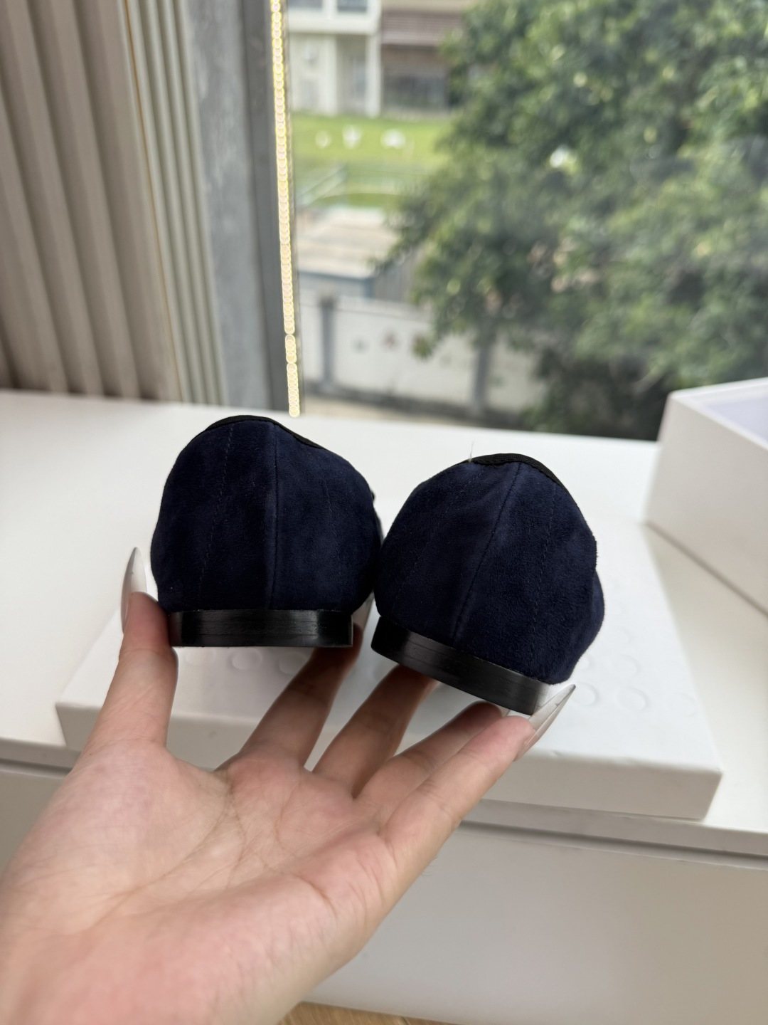 g213顶级品质Khait* 新品慵懒松弛重塑都市审美乐福鞋利落方头勾勒极简轮廓 低浅鞋口舒展足部线条 多样材质解锁穿搭 g213顶级品质Khait* 新品慵懒松弛重塑都市审美乐福鞋利落方头勾勒极简轮廓 低浅鞋口舒展足部线条 多样材质解锁穿搭