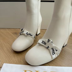 G030miss Dior 迪奥 Miss Dior 迪奥 CD秋冬最新高定海报款D-Major字母logo 圆头骑士靴 G030miss Dior 迪奥 Miss Dior 迪奥 CD秋冬最新高定海报款D-Major字母logo 圆头骑士靴