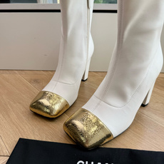 G238所见即所得代购级CHANE*小香奈儿爆品切尔西靴妥妥的自留款!!比经典款Slingback舒服太多啦!每个颜色上 G238所见即所得代购级CHANE*小香奈儿爆品切尔西靴妥妥的自留款!!比经典款Slingback舒服太多啦!每个颜色上