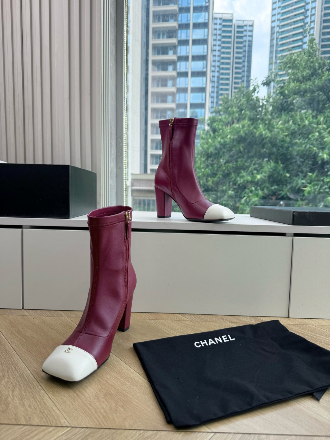 G238所见即所得代购级CHANE*小香奈儿爆品切尔西靴妥妥的自留款！！比经典款Slingback舒服太多啦！每个颜色上
