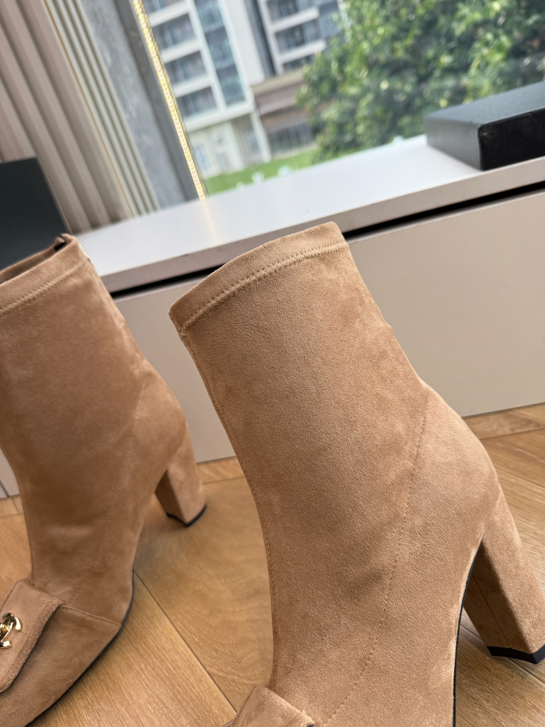 G238所见即所得代购级CHANE*小香奈儿爆品切尔西靴妥妥的自留款！！比经典款Slingback舒服太多啦！每个颜色上