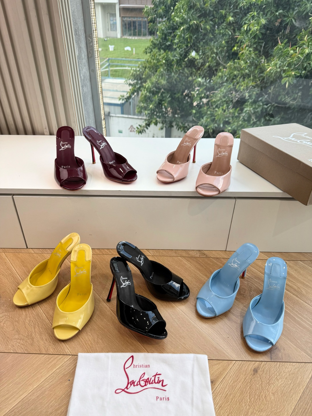 G277Christian Louboutin红底鞋防水台凉鞋 选到了颜色真好看呀[色色R]MyTheresa上现在居然