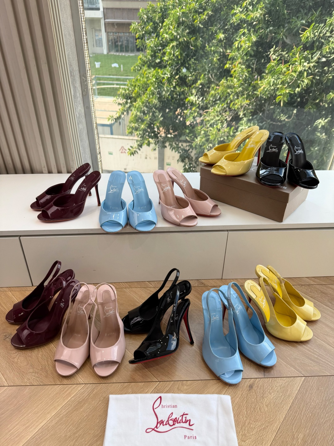 G277Christian Louboutin红底鞋防水台凉鞋 选到了颜色真好看呀[色色R]MyTheresa上现在居然