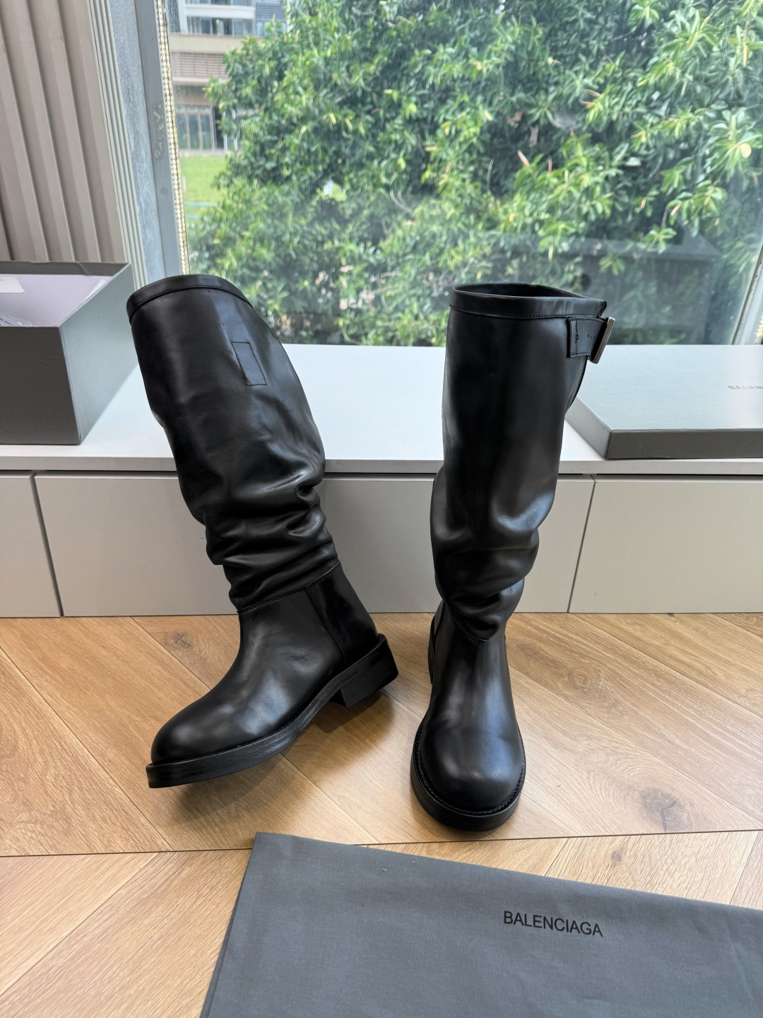 G261代购级别Balenciaga巴黎世家堆堆靴Veno高筒靴 中筒靴 请认准高版本 这款靴子在设计上独具匠心 以绑 G261代购级别Balenciaga巴黎世家堆堆靴Veno高筒靴 中筒靴 请认准高版本 这款靴子在设计上独具匠心 以绑