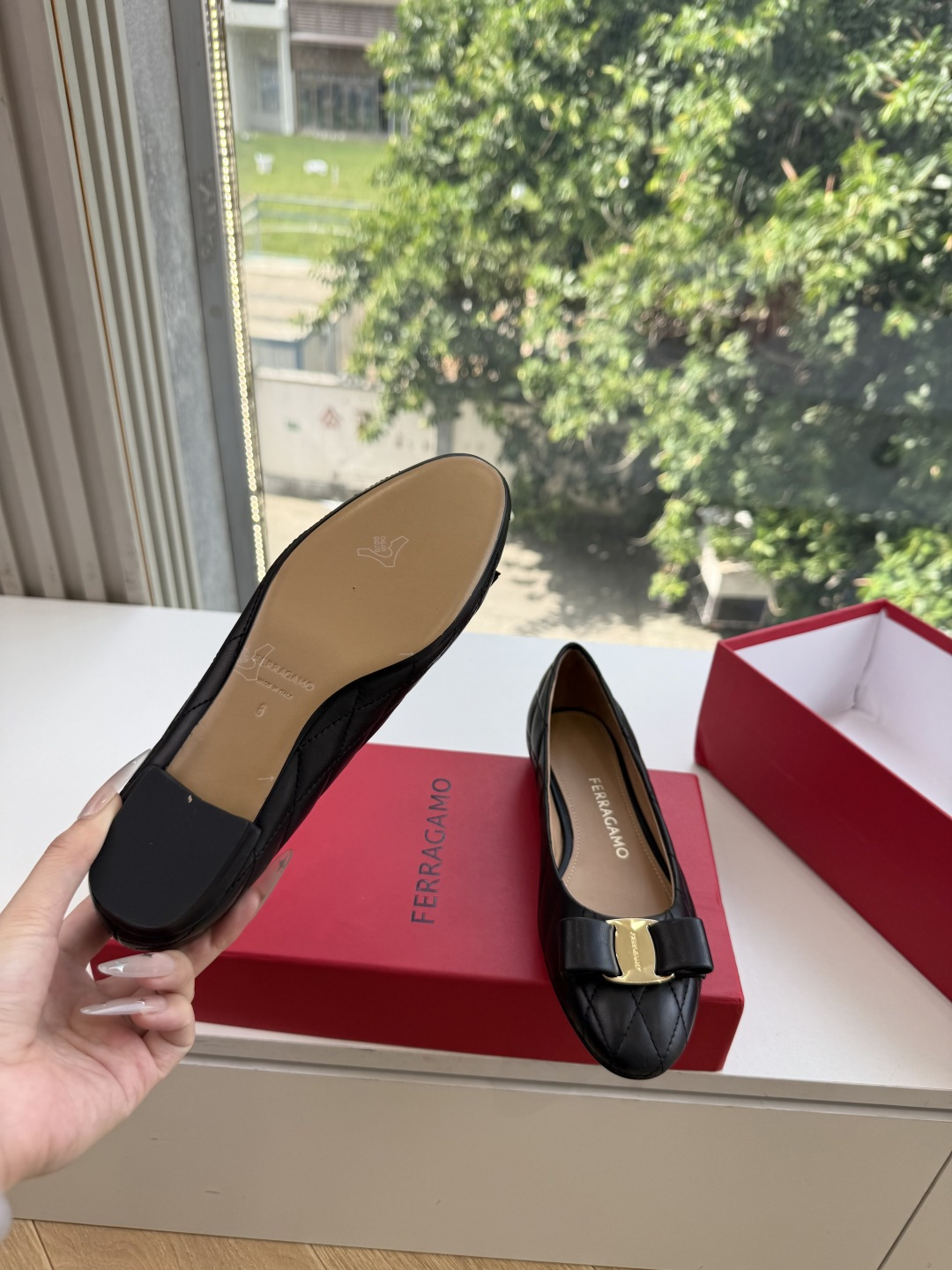 G397代购级 原版一比一复刻顶级FERRAGAMO菲拉格慕女士新版Vara铭牌玛丽珍网鞋脚果然更惊艳~蝴蝶结，集美感与