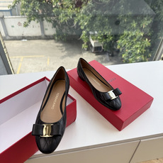 G397代购级 原版一比一复刻顶级FERRAGAMO菲拉格慕女士新版Vara铭牌玛丽珍网鞋脚果然更惊艳~蝴蝶结,集美感与 G397代购级 原版一比一复刻顶级FERRAGAMO菲拉格慕女士新版Vara铭牌玛丽珍网鞋脚果然更惊艳~蝴蝶结,集美感与