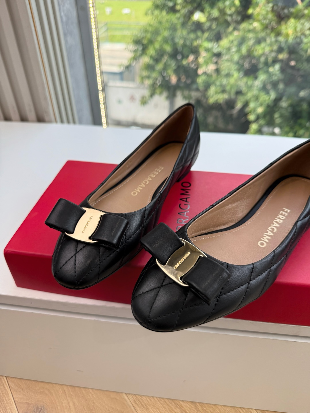 G397代购级 原版一比一复刻顶级FERRAGAMO菲拉格慕女士新版Vara铭牌玛丽珍网鞋脚果然更惊艳~蝴蝶结，集美感与