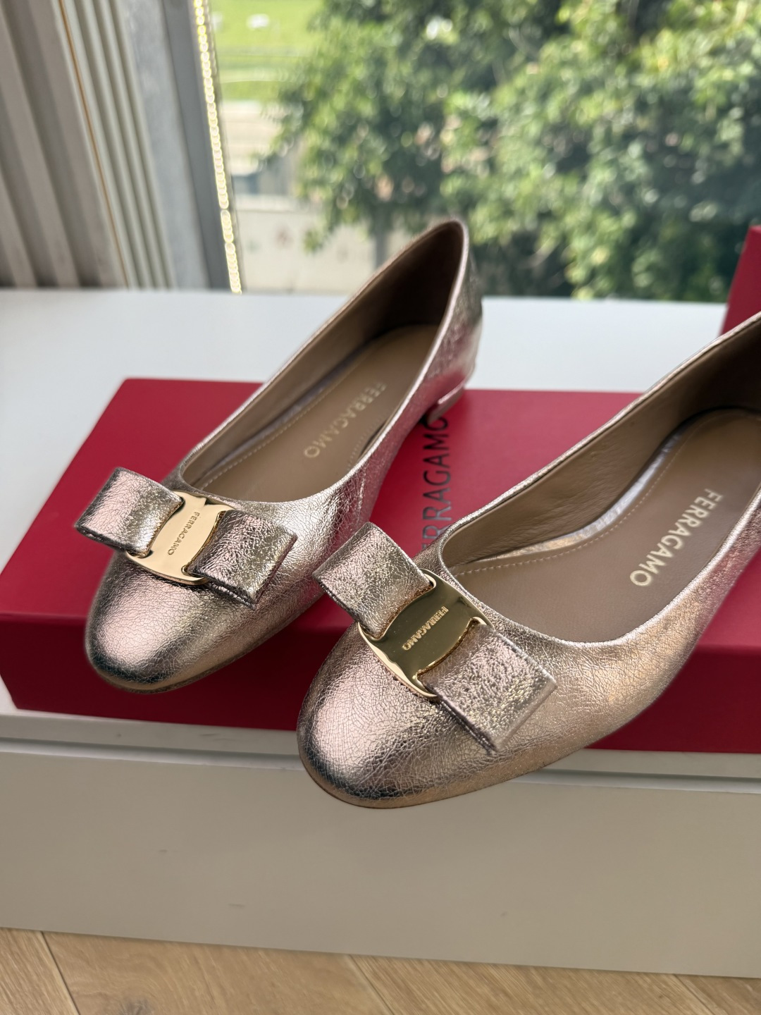G397代购级 原版一比一复刻顶级FERRAGAMO菲拉格慕女士新版Vara铭牌玛丽珍网鞋脚果然更惊艳~蝴蝶结，集美感与