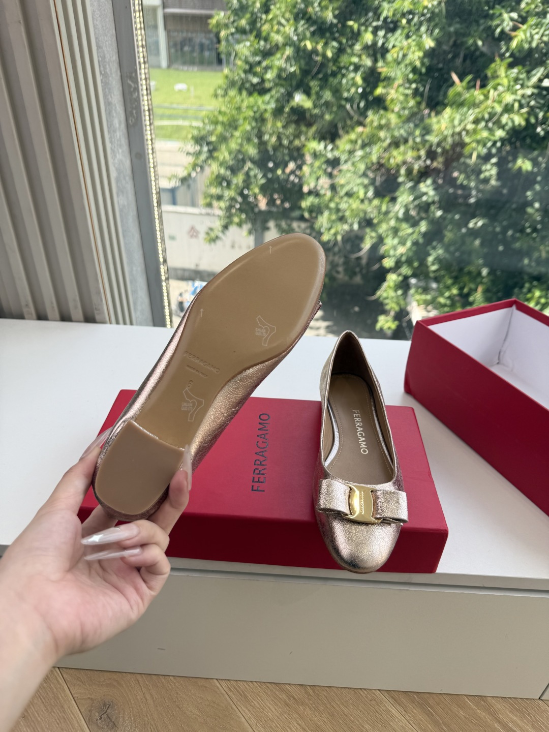 G397代购级 原版一比一复刻顶级FERRAGAMO菲拉格慕女士新版Vara铭牌玛丽珍网鞋脚果然更惊艳~蝴蝶结，集美感与