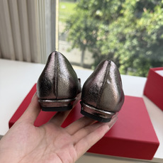 G397代购级 原版一比一复刻顶级FERRAGAMO菲拉格慕女士新版Vara铭牌玛丽珍网鞋脚果然更惊艳~蝴蝶结,集美感与 G397代购级 原版一比一复刻顶级FERRAGAMO菲拉格慕女士新版Vara铭牌玛丽珍网鞋脚果然更惊艳~蝴蝶结,集美感与